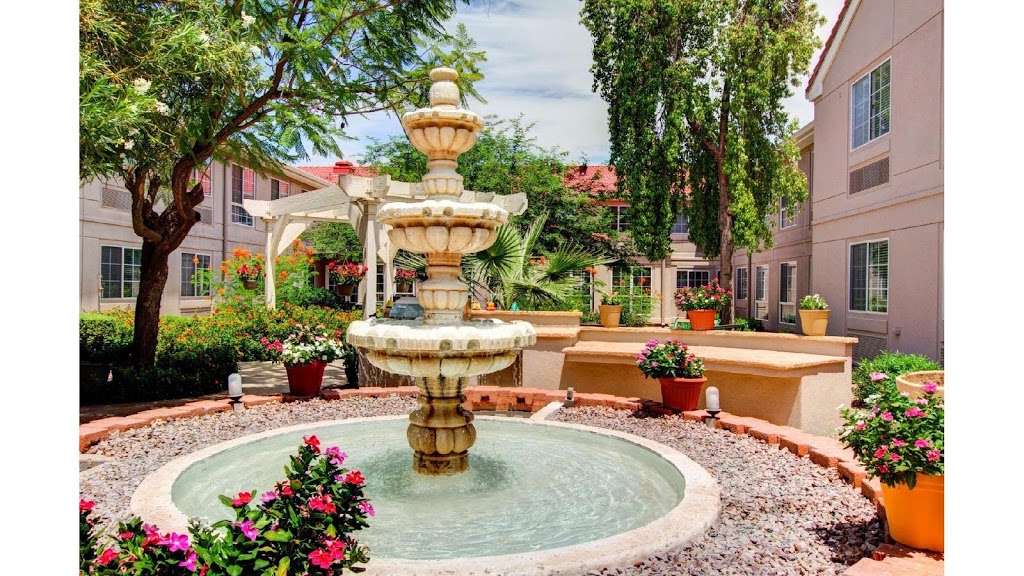 The Gardens of Sun City | Boswell Blvd, Sun City, AZ 85373, USA | Phone: (623) 933-2222