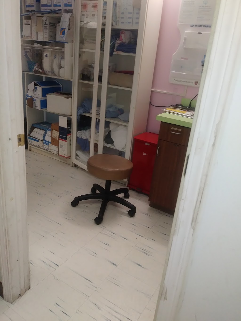 Arlington Minor Emergency Clinic | 912 E Park Row Dr, Arlington, TX 76010, USA | Phone: (817) 277-2977