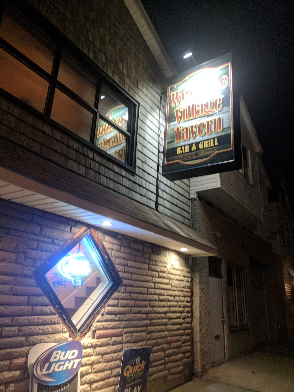 Westside Village Tavern | 18 Paulison Ave, Ridgefield Park, NJ 07660, USA | Phone: (201) 641-9706
