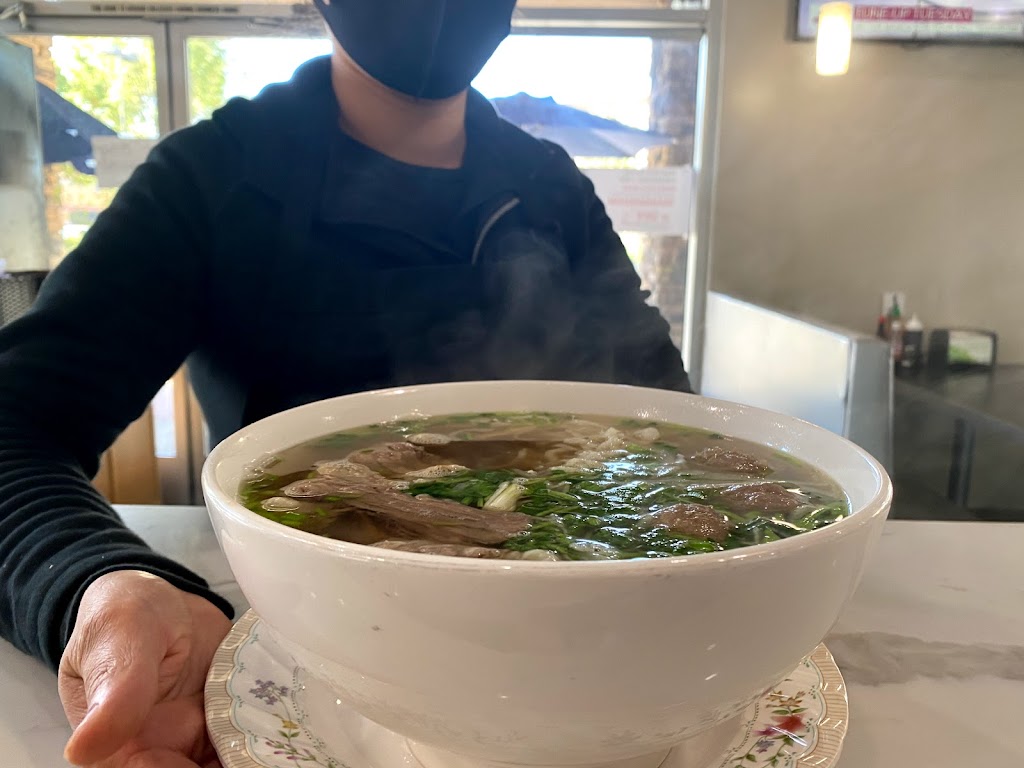 Pho Rice & Rolld | 2725 Naglee Rd, Tracy, CA 95304, USA | Phone: (209) 839-0104