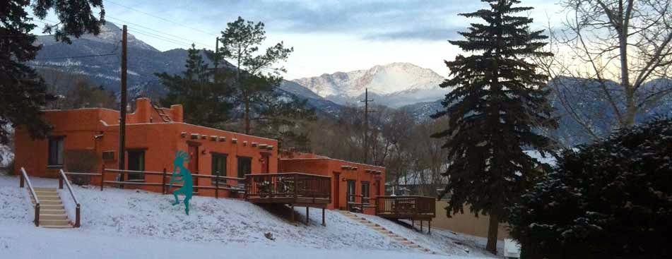 El Colorado Lodge | 23 Manitou Ave, Manitou Springs, CO 80829, USA | Phone: (719) 685-5485