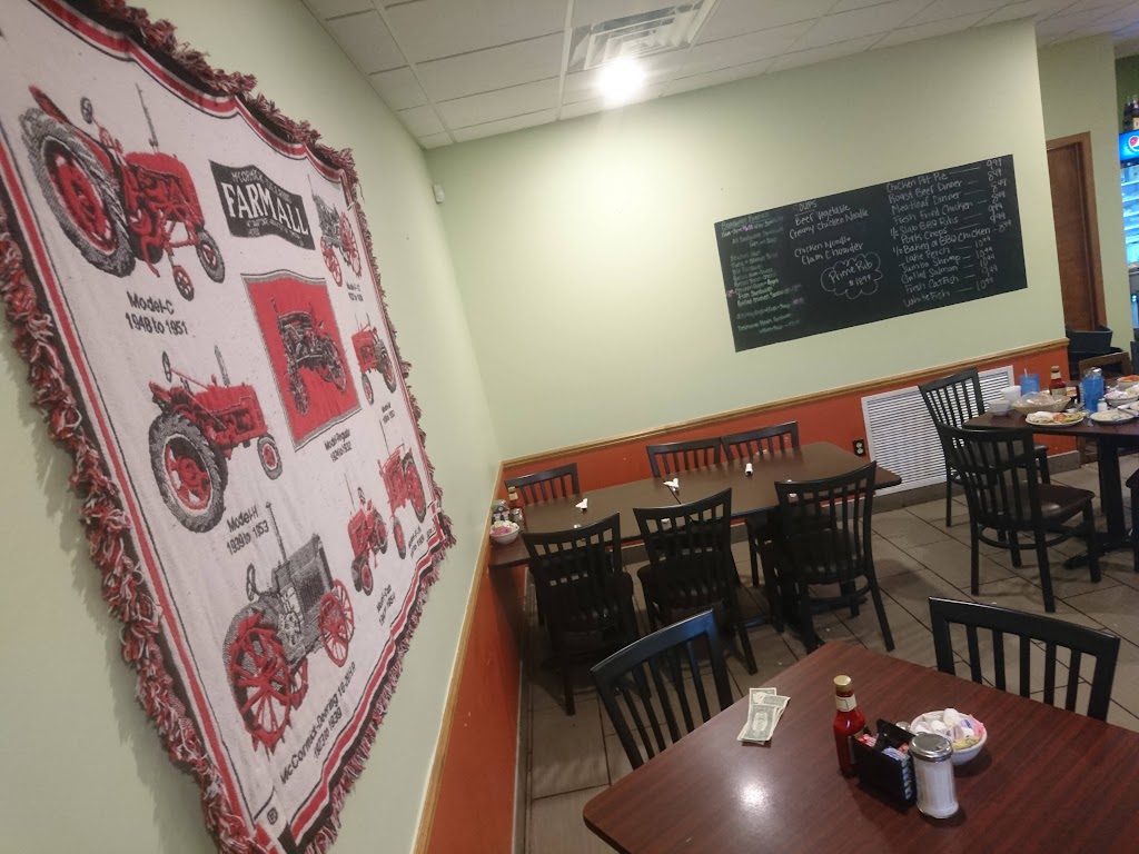 Farmers Cafe | 141 Medical Center Dr, Carleton, MI 48117, USA | Phone: (734) 654-2434