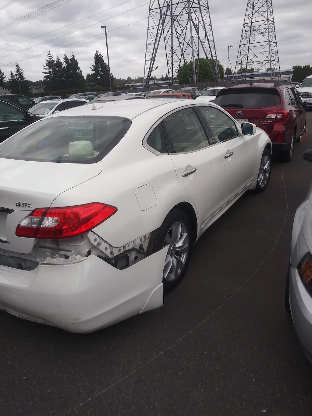 Hinshaws Auto Body | 812 35th St NE, Auburn, WA 98002, USA | Phone: (253) 833-3366