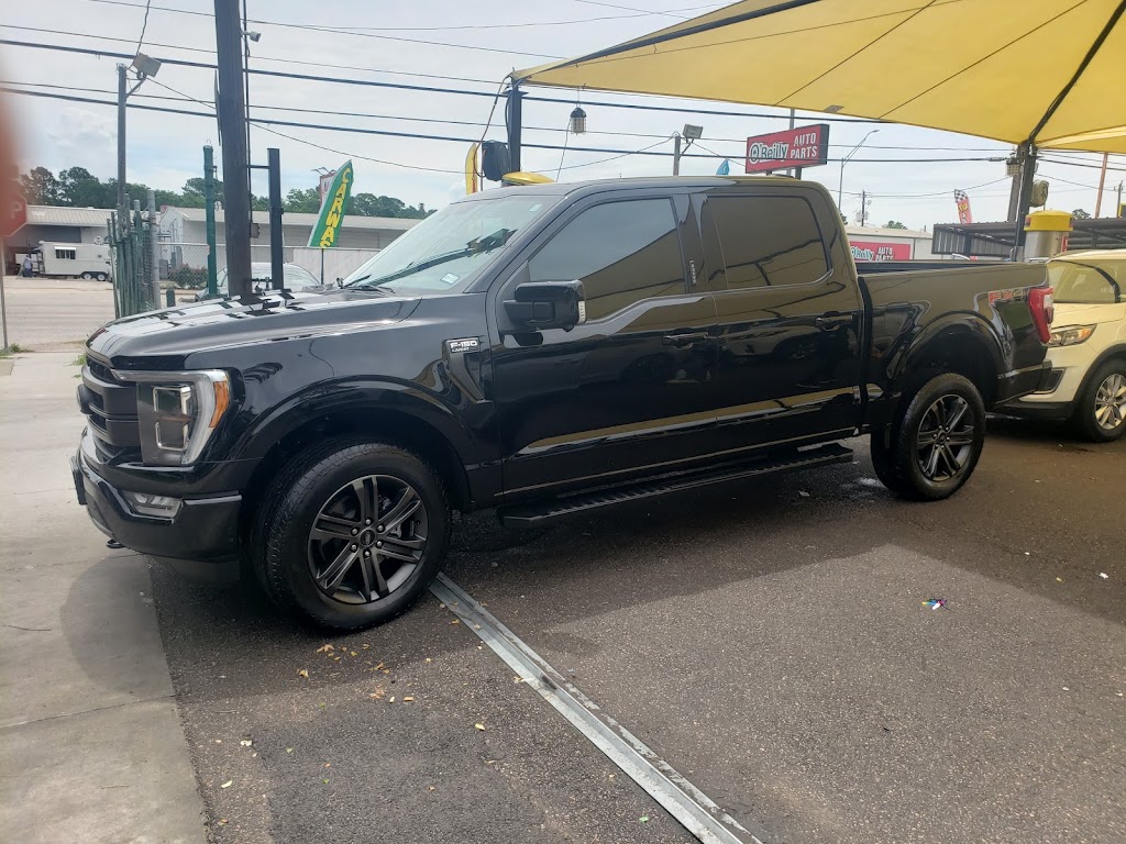 Brio Hand Carwash & Detail | 4813 N Shepherd Dr, Houston, TX 77018, USA | Phone: (832) 649-2392