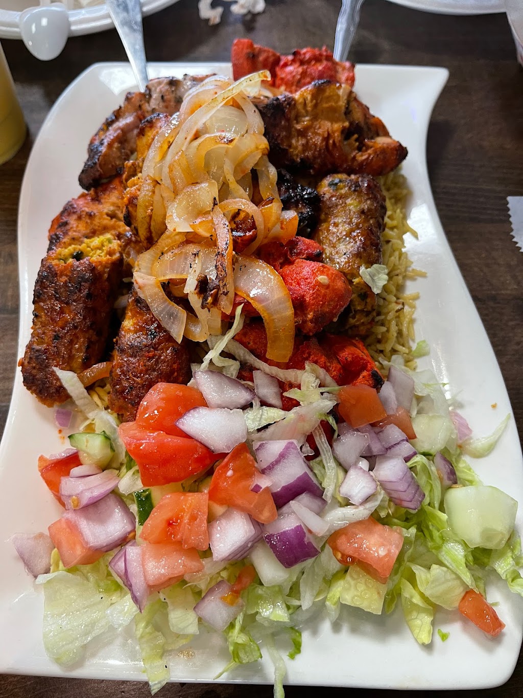 Sahars Kitchen & Chai (Fatehs BBQ) | 2079 Hempstead Tpke, East Meadow, NY 11554, USA | Phone: (516) 280-5777