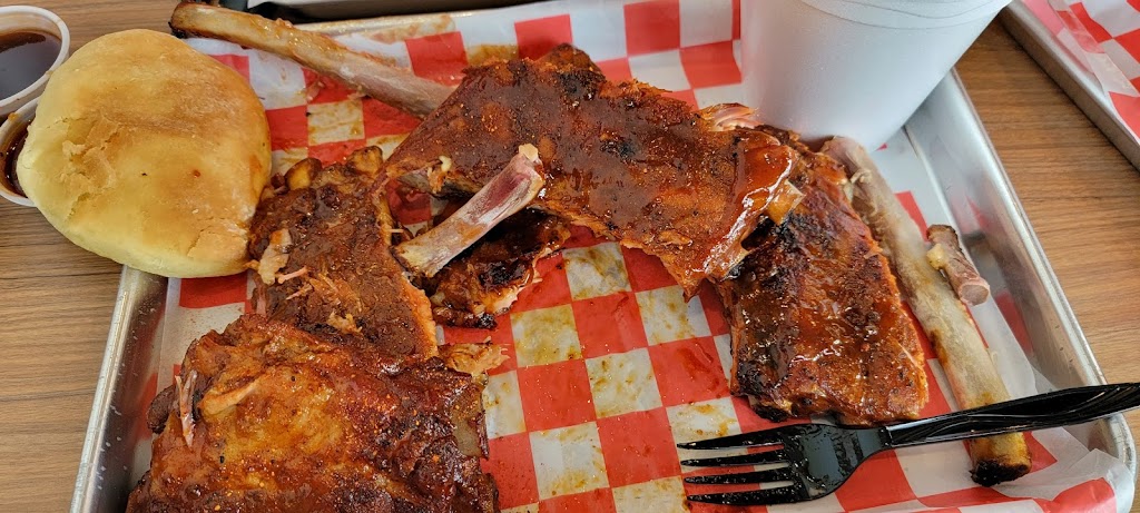 King Jerry Lawlers BBQ | 16344 Wallisville Rd Suite 100, Houston, TX 77049, USA | Phone: (281) 864-5298