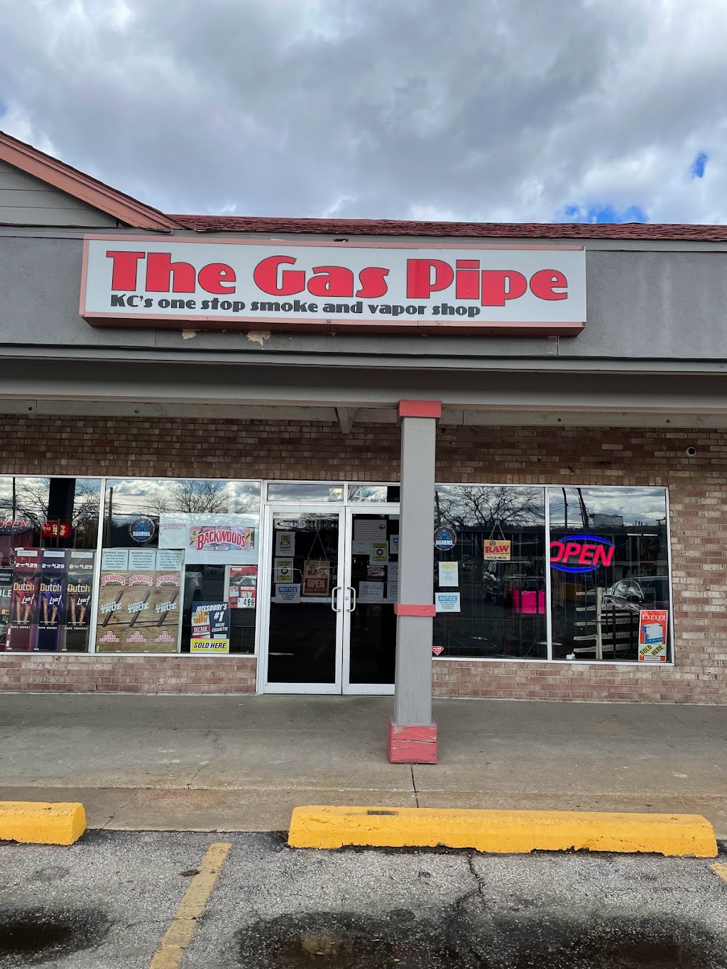 The Gas Pipe | 604 E 99th St, Kansas City, MO 64131, USA | Phone: (816) 442-8793