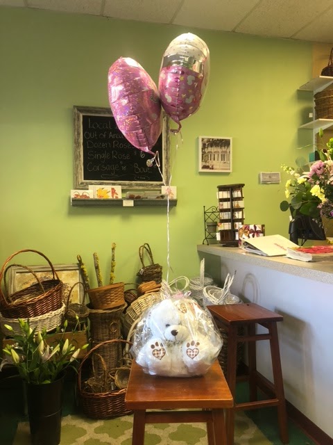 Countrywood Florist | Countrywood Shopping Center, 2054 Treat Blvd # E, Walnut Creek, CA 94598, USA | Phone: (925) 932-6110