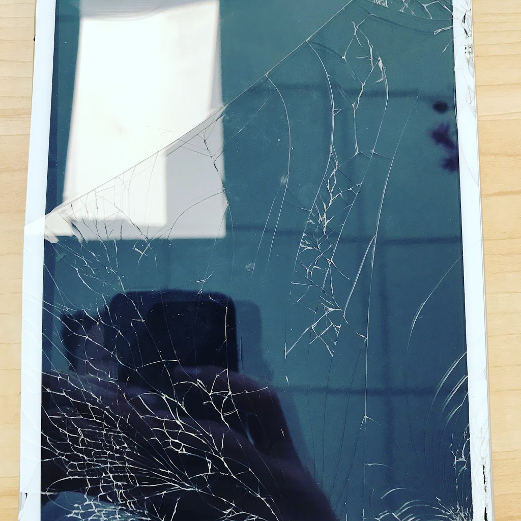 RC iPhone Repair | 5010 Elk Grove Blvd #160, Elk Grove, CA 95758 | Phone: (916) 833-8622