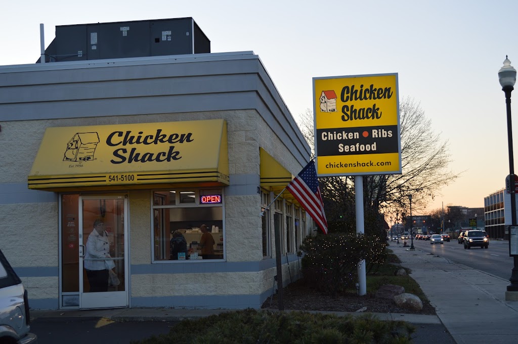 Chicken Shack Royal Oak 11 Mile | 1320 E Eleven Mile Rd, Royal Oak, MI 48067, USA | Phone: (248) 541-5100