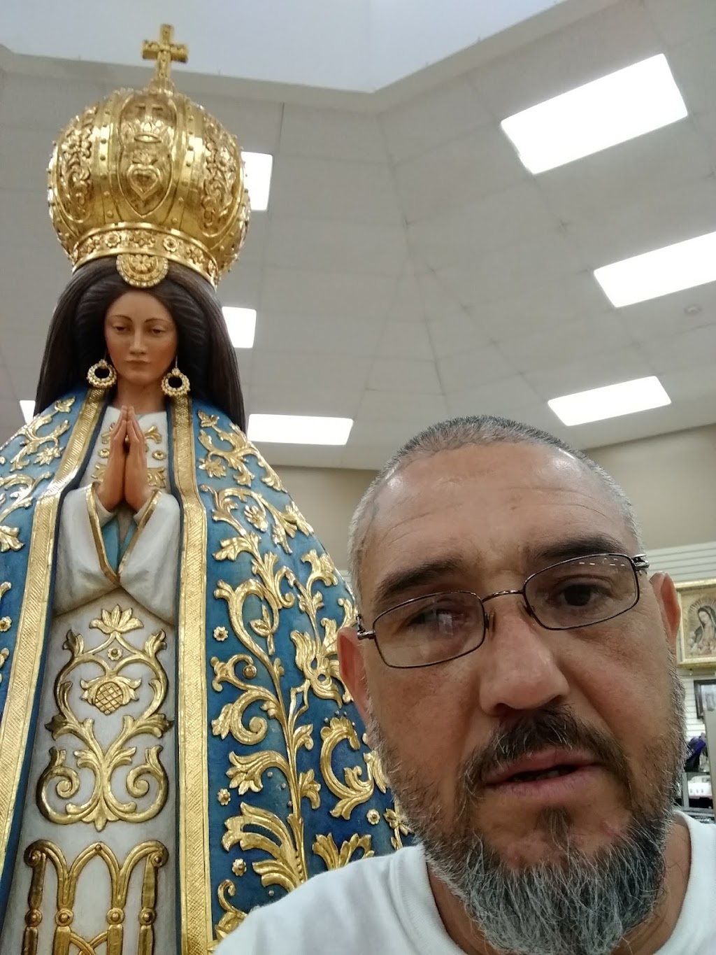 Goodwill | 1501 E Main St Ste. 17, Alice, TX 78332, USA | Phone: (361) 668-0474