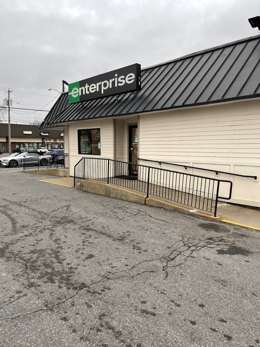 Enterprise Rent-A-Car | 1485 State St, Schenectady, NY 12304, USA | Phone: (518) 374-7890