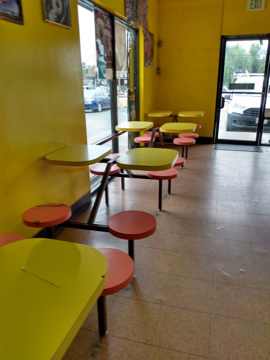 Christys Donuts | 11430 Laurel Canyon Blvd # B, San Fernando, CA 91340, USA | Phone: (818) 898-1185