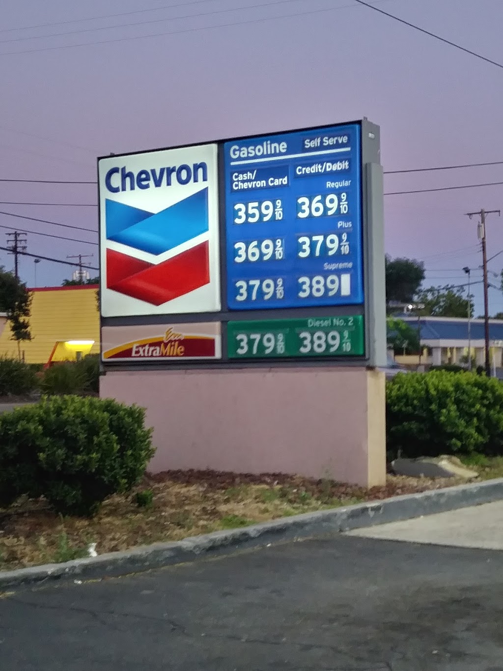 Chevron | 5701 Watt Ave, North Highlands, CA 95660 | Phone: (916) 331-4690