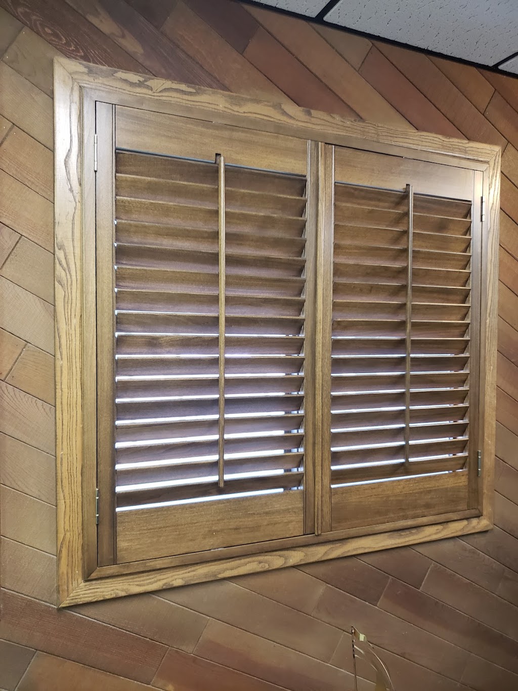 OHair Shutters. Ltd. | 2001 N Avenue P, Lubbock, TX 79403, USA | Phone: (800) 582-2625