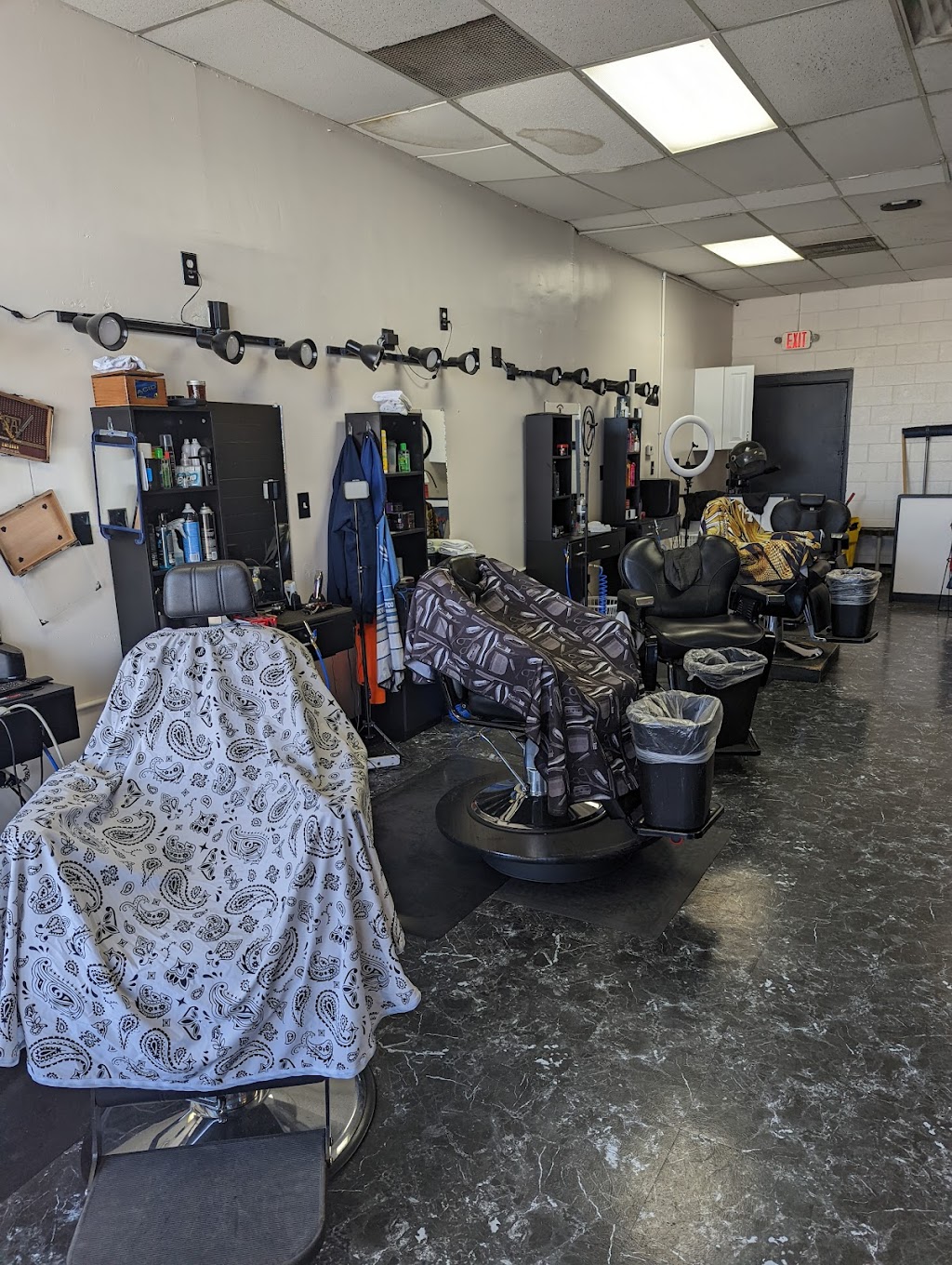 Versatile Fades Barber Shop | 10780 Pebble Hills Blvd, El Paso, TX 79935, USA | Phone: (915) 591-0373