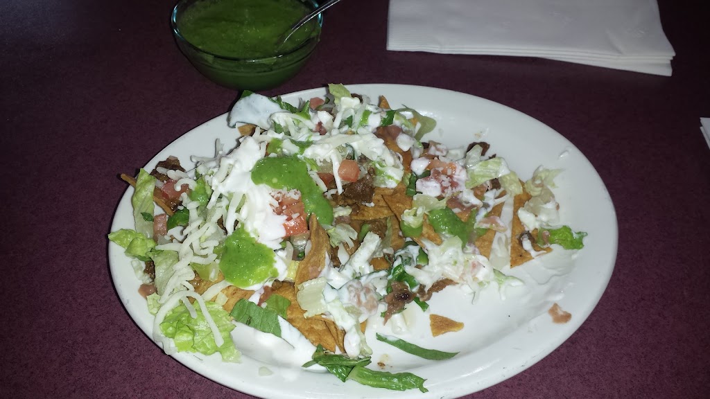 Esmas Restaurant and Carnitas Michoacanas | 2410 52nd St, Kenosha, WI 53140, USA | Phone: (262) 764-6986