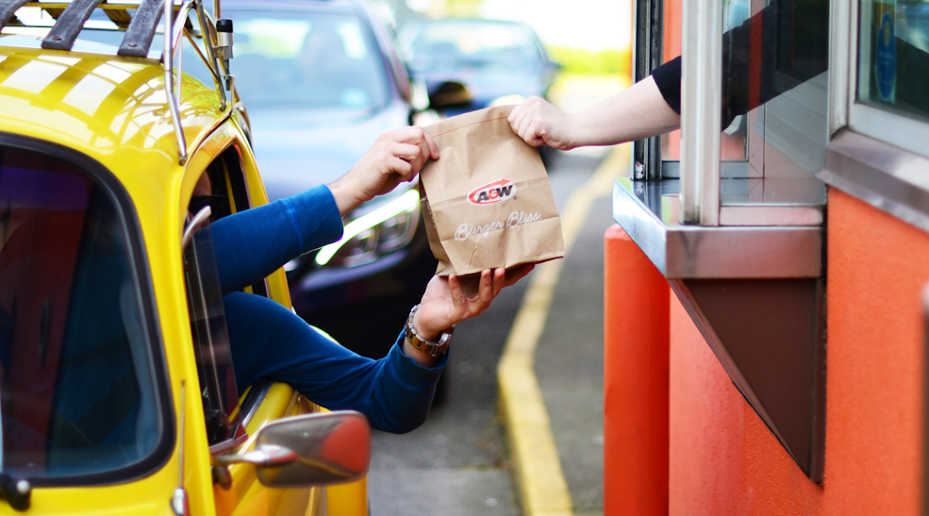 A&W Canada | Seaway Mall- Food Court, 800 Niagara St, Welland, ON L3C 1M3, Canada | Phone: (905) 734-8272