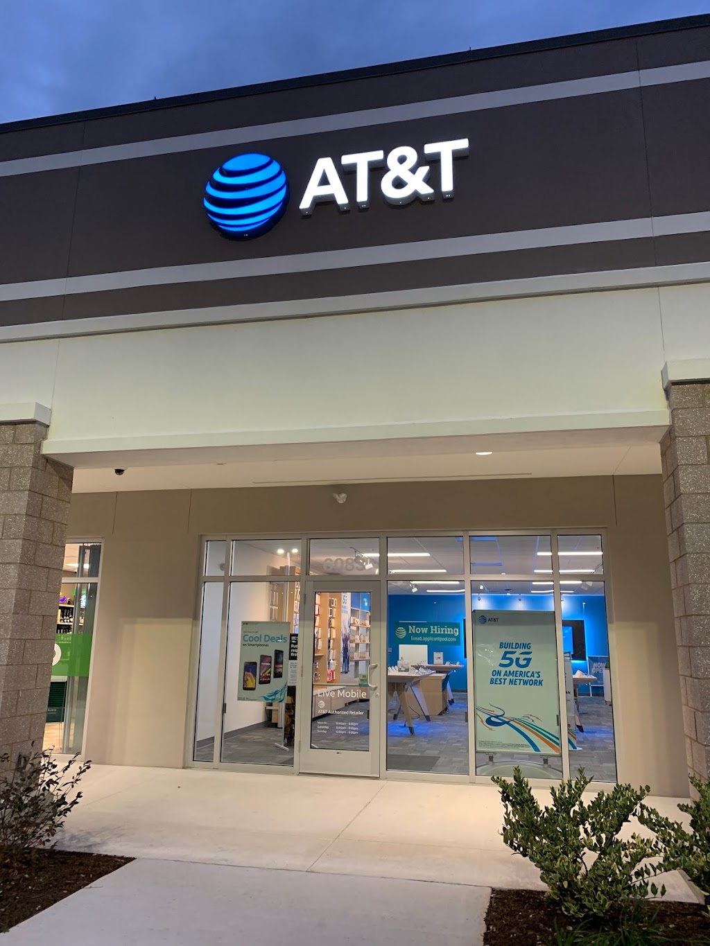 AT&T Store | 6083 U.S. Hwy 17-92 N, Davenport, FL 33896, USA | Phone: (863) 353-1843