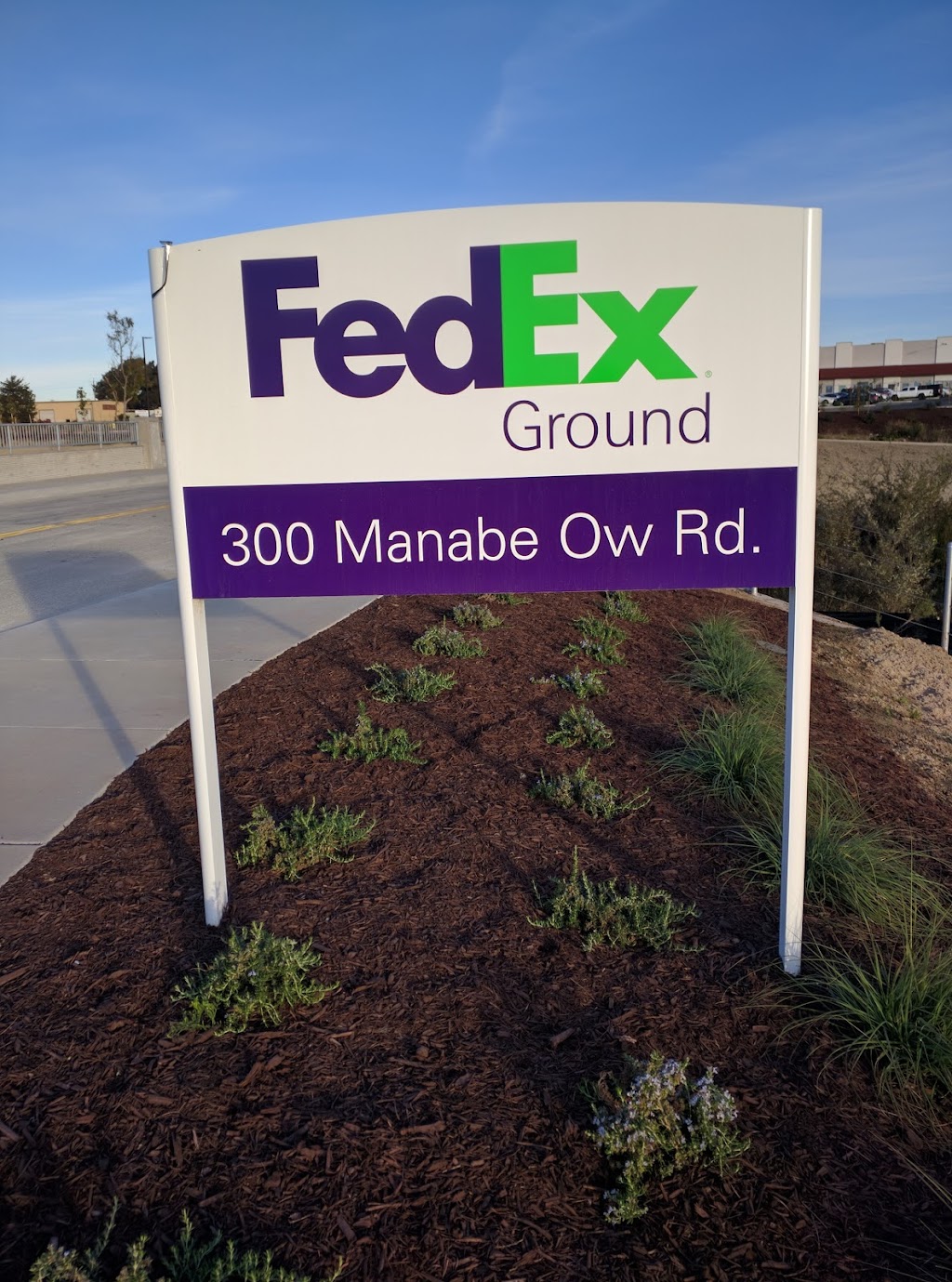FedEx Ground | 300 Manabe Ow Rd, Watsonville, CA 95076, USA | Phone: (800) 463-3339