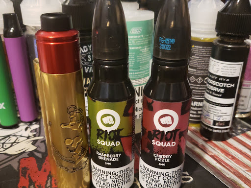 Peregrinus Vapors International Distribution | 6725 Roslyn pl B2B delivery with in 50 miles of warehouse not open to public, Racine, WI 53406, USA | Phone: (262) 672-0613