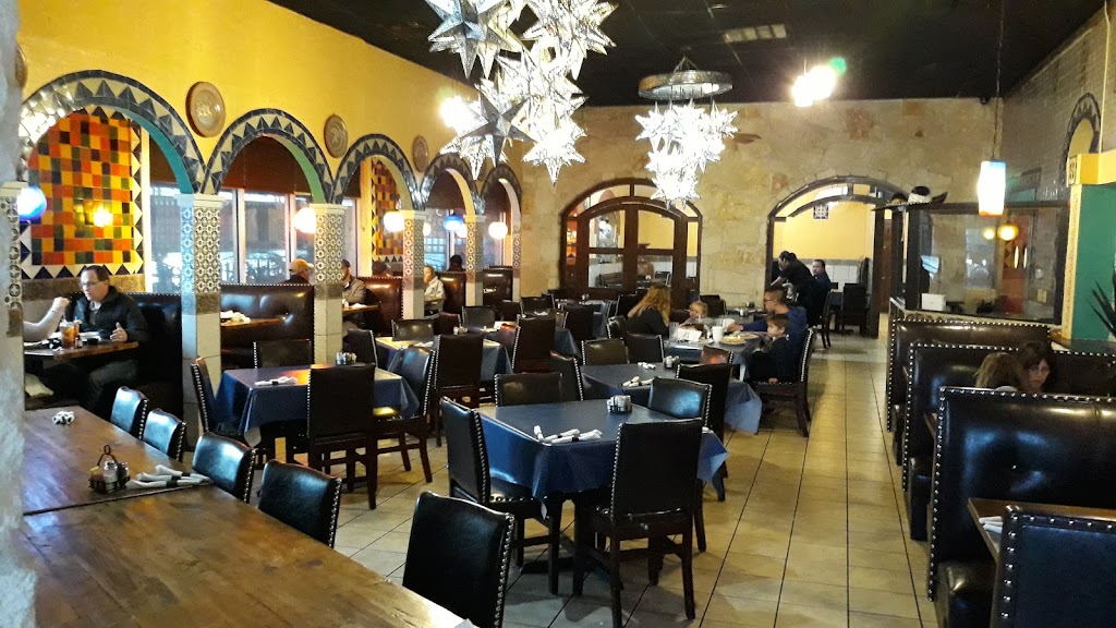 Ernestos Fine Mexican Food | 10279 Farm to Market 455 E #100, Pilot Point, TX 76258, USA | Phone: (940) 686-3500