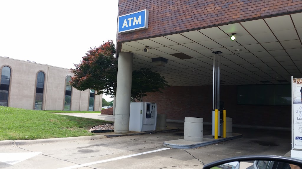 Comerica Bank - ATM | 707 E Lamar Blvd, Arlington, TX 76011, USA | Phone: (817) 460-3549