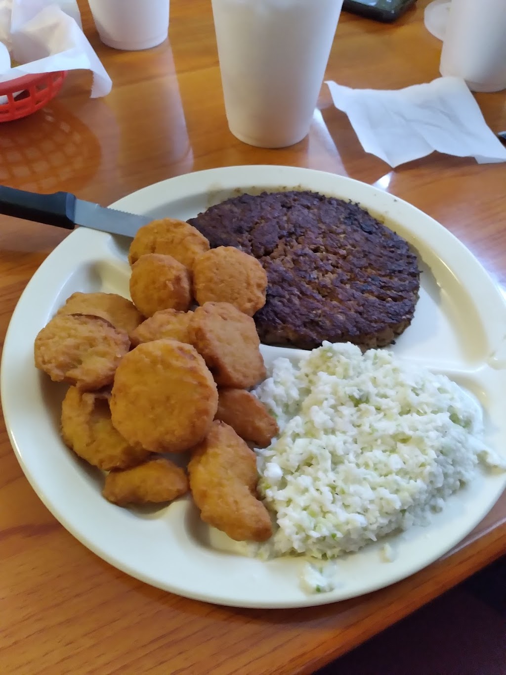 CJs Barbecue | 885 S Salisbury St, Mocksville, NC 27028 | Phone: (336) 751-2495