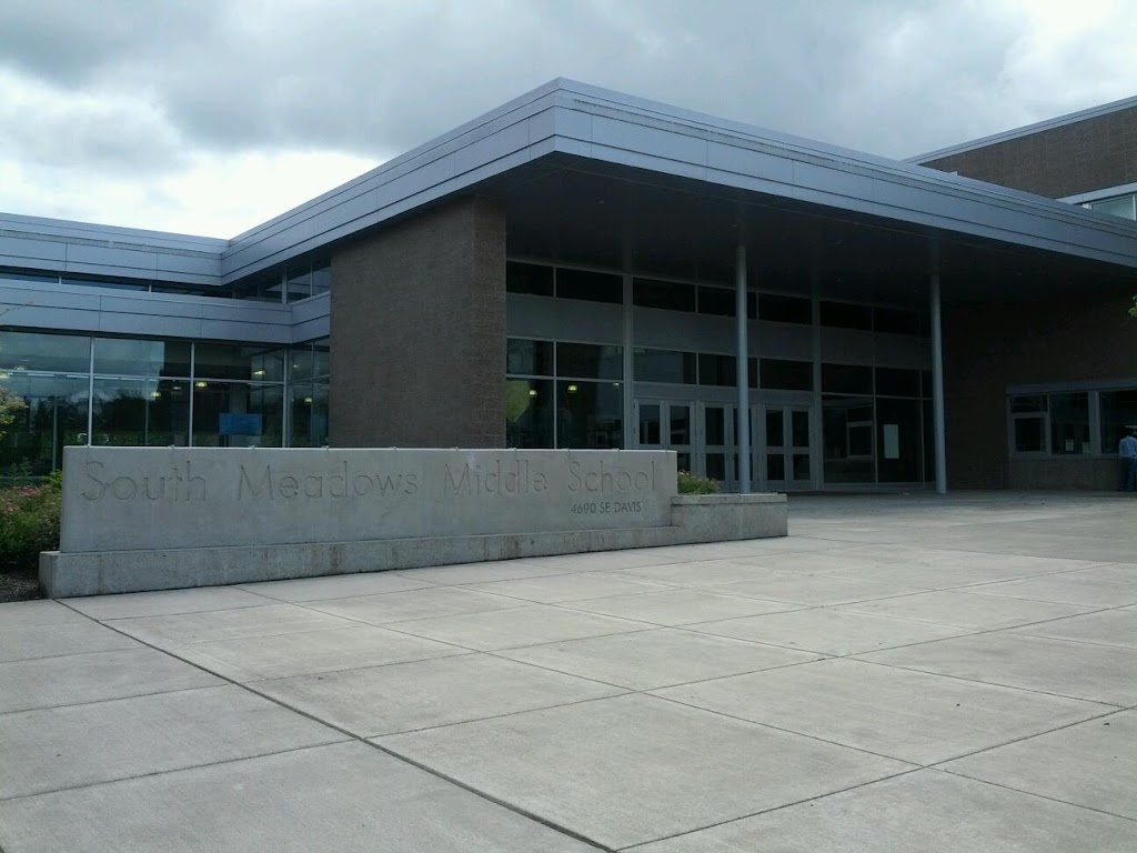 South Meadows Middle School | 4690 SE Davis Rd, Hillsboro, OR 97123, USA | Phone: (503) 844-1220