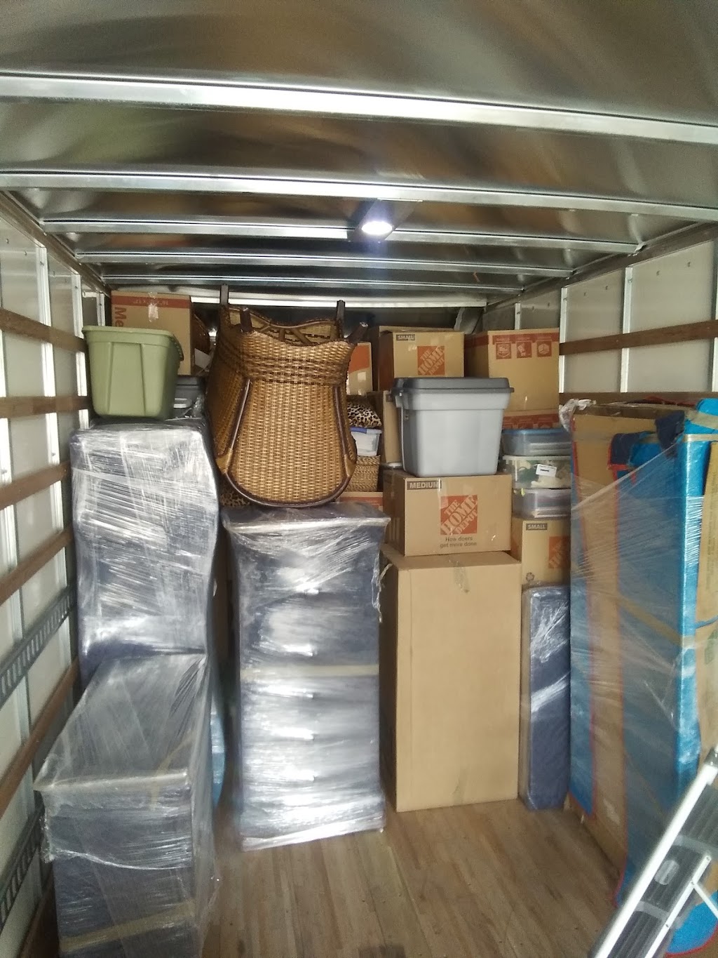 Exclusive Movers Co. | 5429 Harborside Dr, Tampa, FL 33615, USA | Phone: (347) 264-7540
