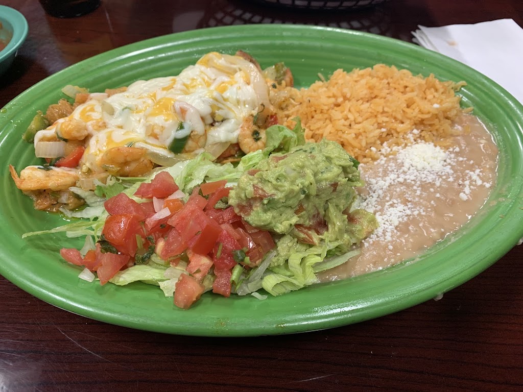 El Caporal Taqueria | 104 Turner Dr, Reidsville, NC 27320, USA | Phone: (336) 342-1977