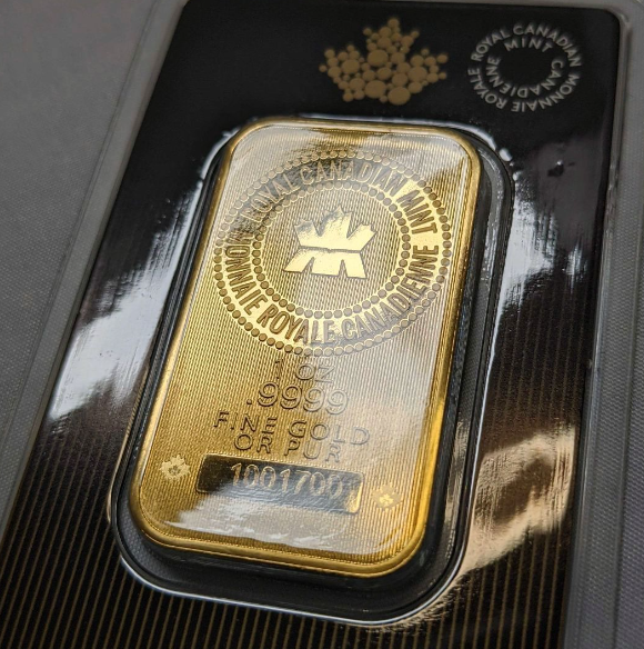 Bullion Exchanges | 30 W 47th St Store 1, New York, NY 10036, USA | Phone: (212) 354-1517