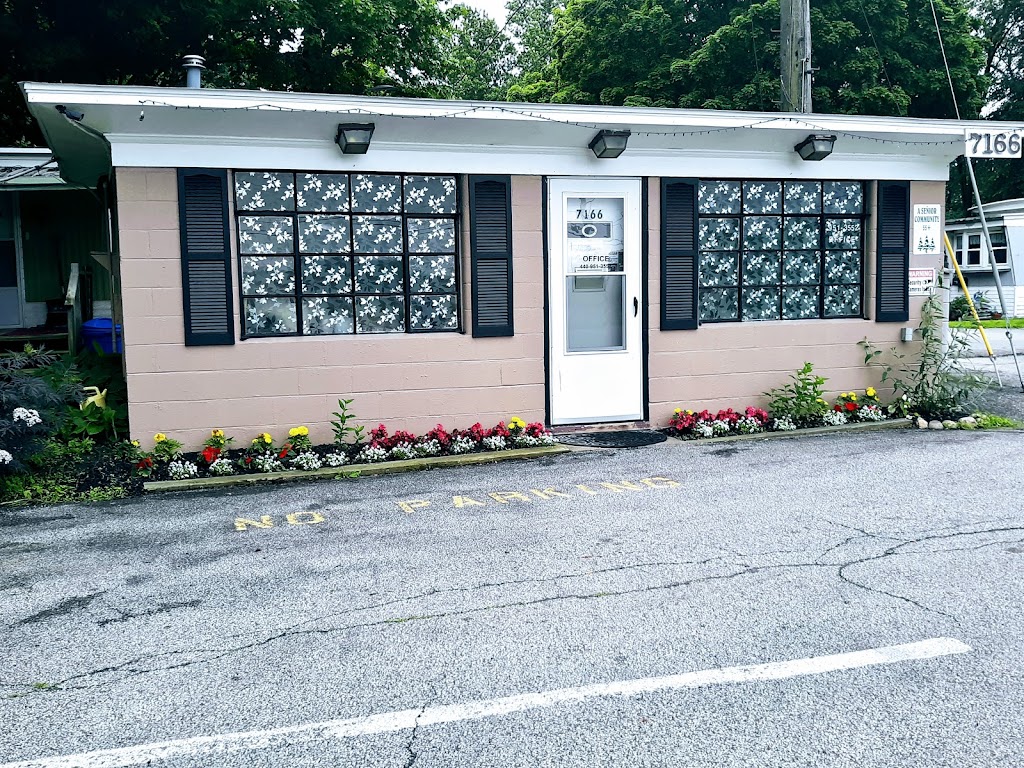 Mentor Green Mobile Home Park | 7166 Mentor Ave, Willoughby, OH 44094, USA | Phone: (440) 951-3552