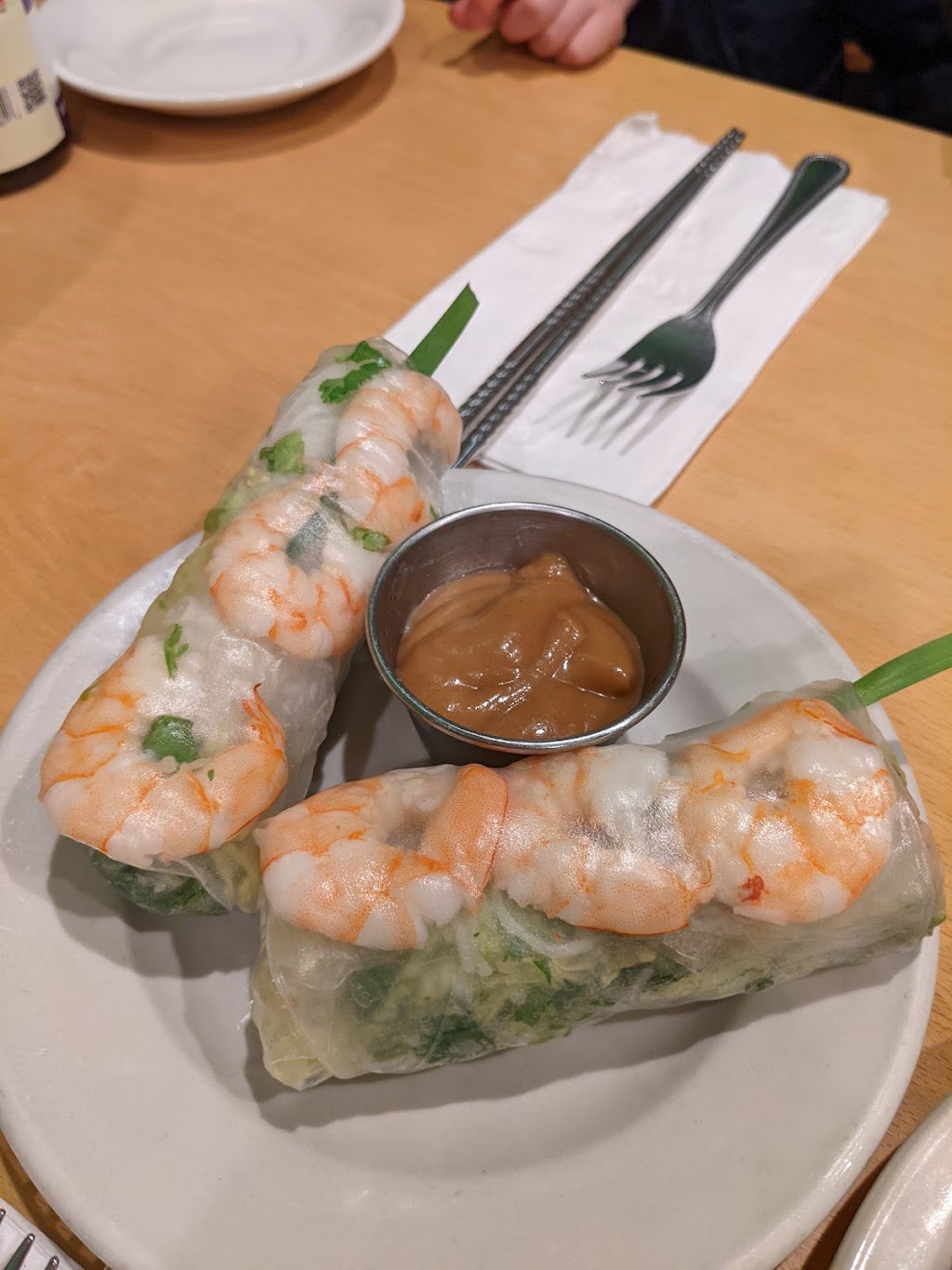 The Rolling Spring Roll (Farmingdale) | 189 Main St, Farmingdale, NY 11735, USA | Phone: (516) 586-6097