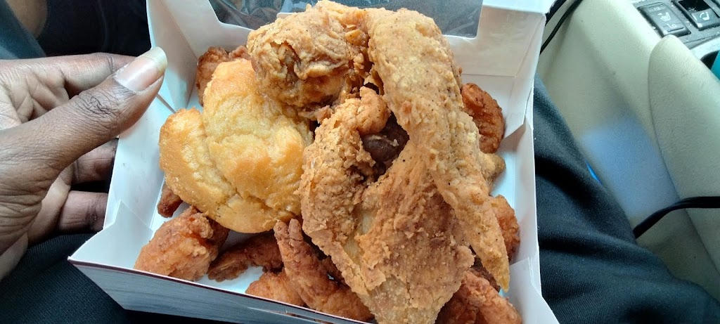 Krispy Krunchy Chicken | 700 N Sanderson Ave, Hemet, CA 92545, USA | Phone: (951) 780-1400