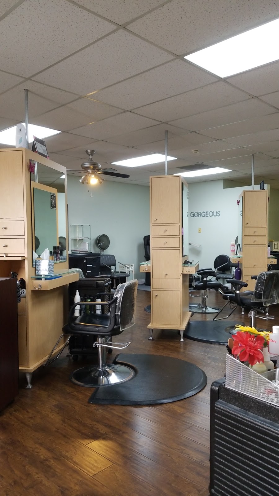 Styles Hair Studio | 9594 I Ave, Hesperia, CA 92345, USA | Phone: (760) 949-5211