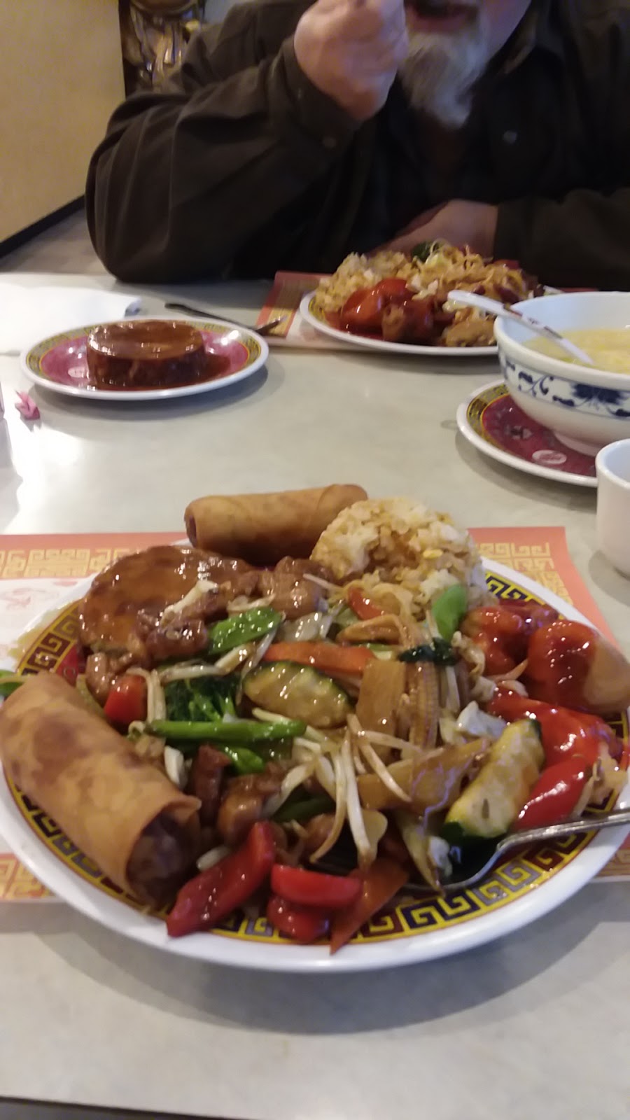 China Kitchen | 2380 Cleveland Ave #4, Madera, CA 93637, USA | Phone: (559) 674-4000