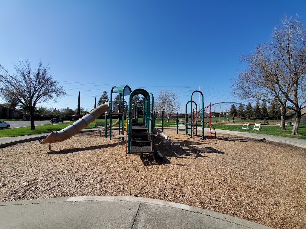 John L. Zehnder Park | 9212 Edisto Way, Elk Grove, CA 95758, USA | Phone: (916) 405-5688