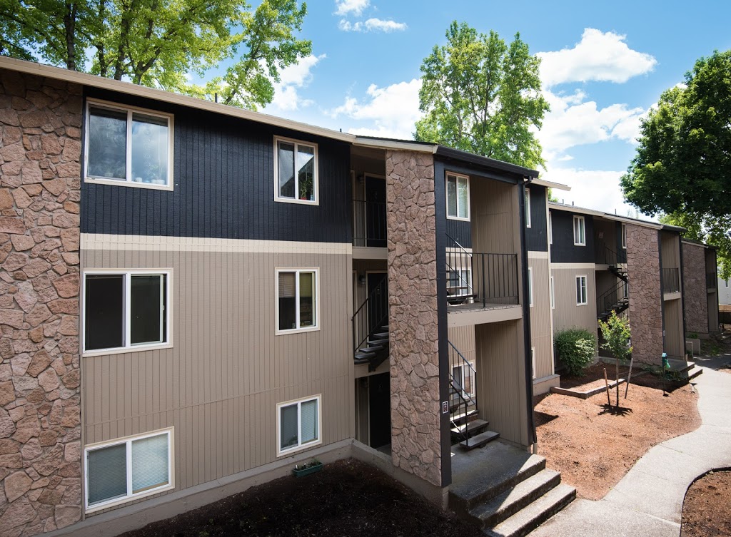 Garden Glen Apartments | 7600 SW Oleson Rd #8, Portland, OR 97223, USA | Phone: (844) 592-4352