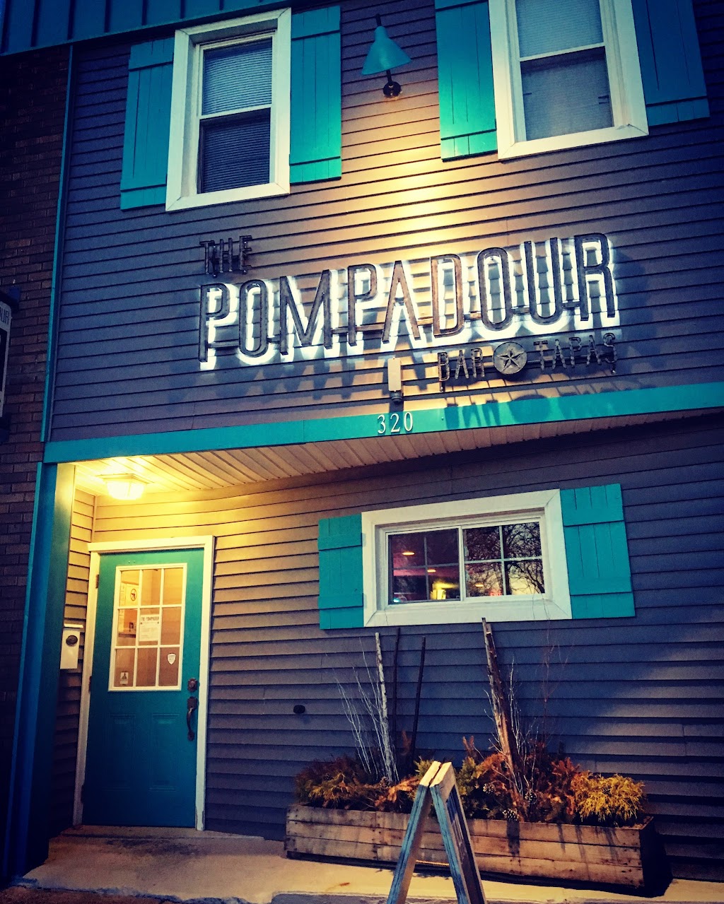 The Pompadour | 320 High St, Fairport Harbor, OH 44077, USA | Phone: (440) 639-0263