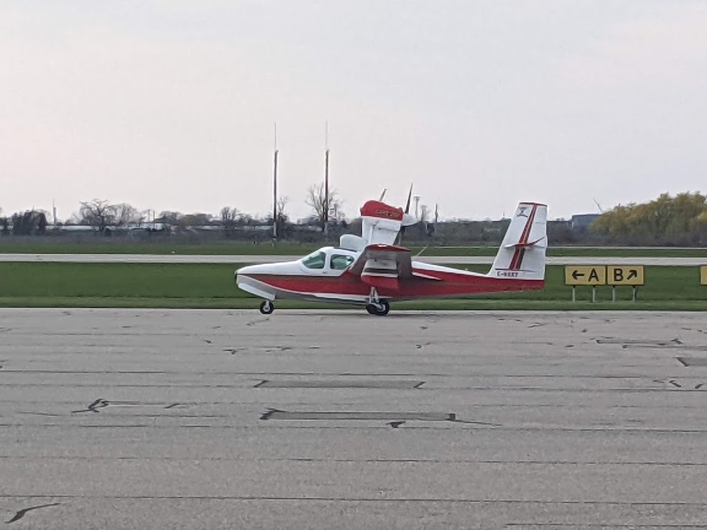 Niagara District Airport | 468 Niagara Stone Rd, Niagara-on-the-Lake, ON L0S 1J0, Canada | Phone: (905) 684-7447