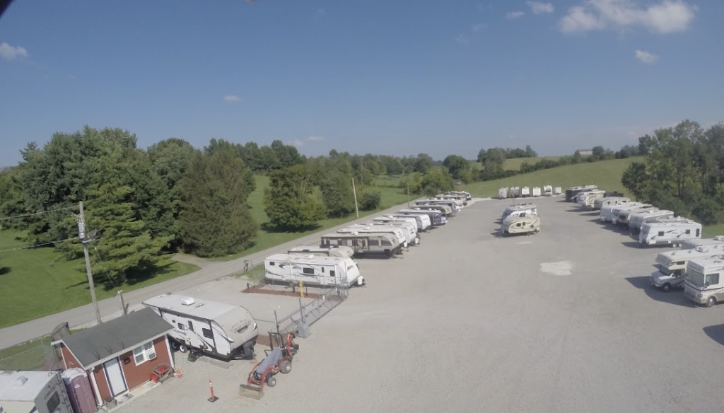 Bentons RV & Boat Storage, LLC | 343 Flanagan Station Rd, Winchester, KY 40391, USA | Phone: (859) 749-2375