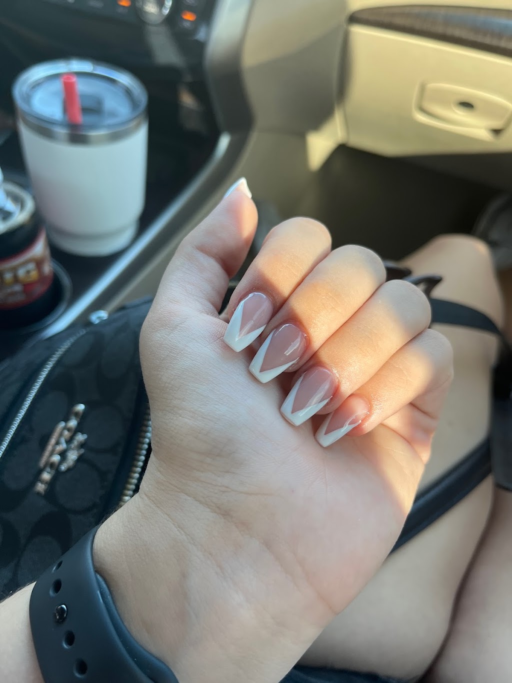 Lee Nails | 7829 Gall Blvd, Zephyrhills, FL 33541, USA | Phone: (813) 782-4425