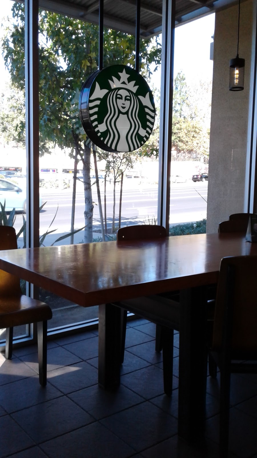 Starbucks | Seco Plaza I, 27984 Seco Canyon Rd, Santa Clarita, CA 91350, USA | Phone: (661) 263-0332