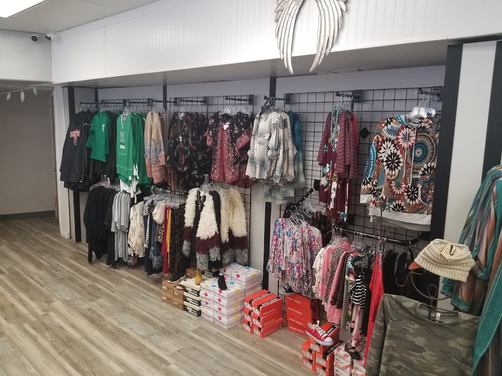 High-Falutin Boutique | 208 N Alamo St, Refugio, TX 78377, USA | Phone: (361) 526-7115