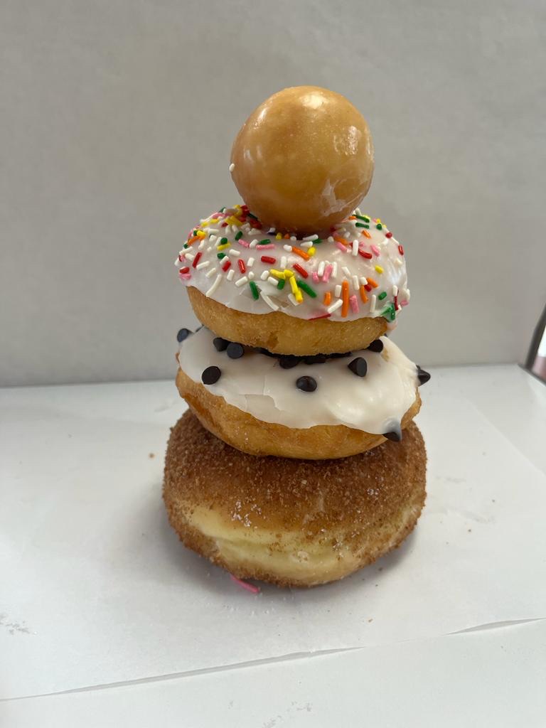 Solares Donuts | Jurupa Grand Center Shopping Center, 5145 Jurupa Ave # H, Riverside, CA 92504, USA | Phone: (951) 224-9835