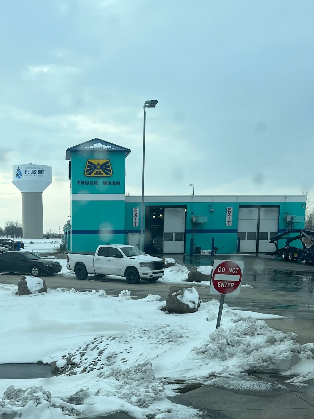 Blue Beacon Truck Wash of Stony Ridge, OH | 26525 Baker Dr I-280 Exit, #1B, Perrysburg, OH 43551, USA | Phone: (419) 837-1017