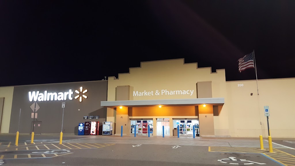 Walmart Supercenter | 200 Starlite Dr, Kingfisher, OK 73750, USA | Phone: (405) 375-5743