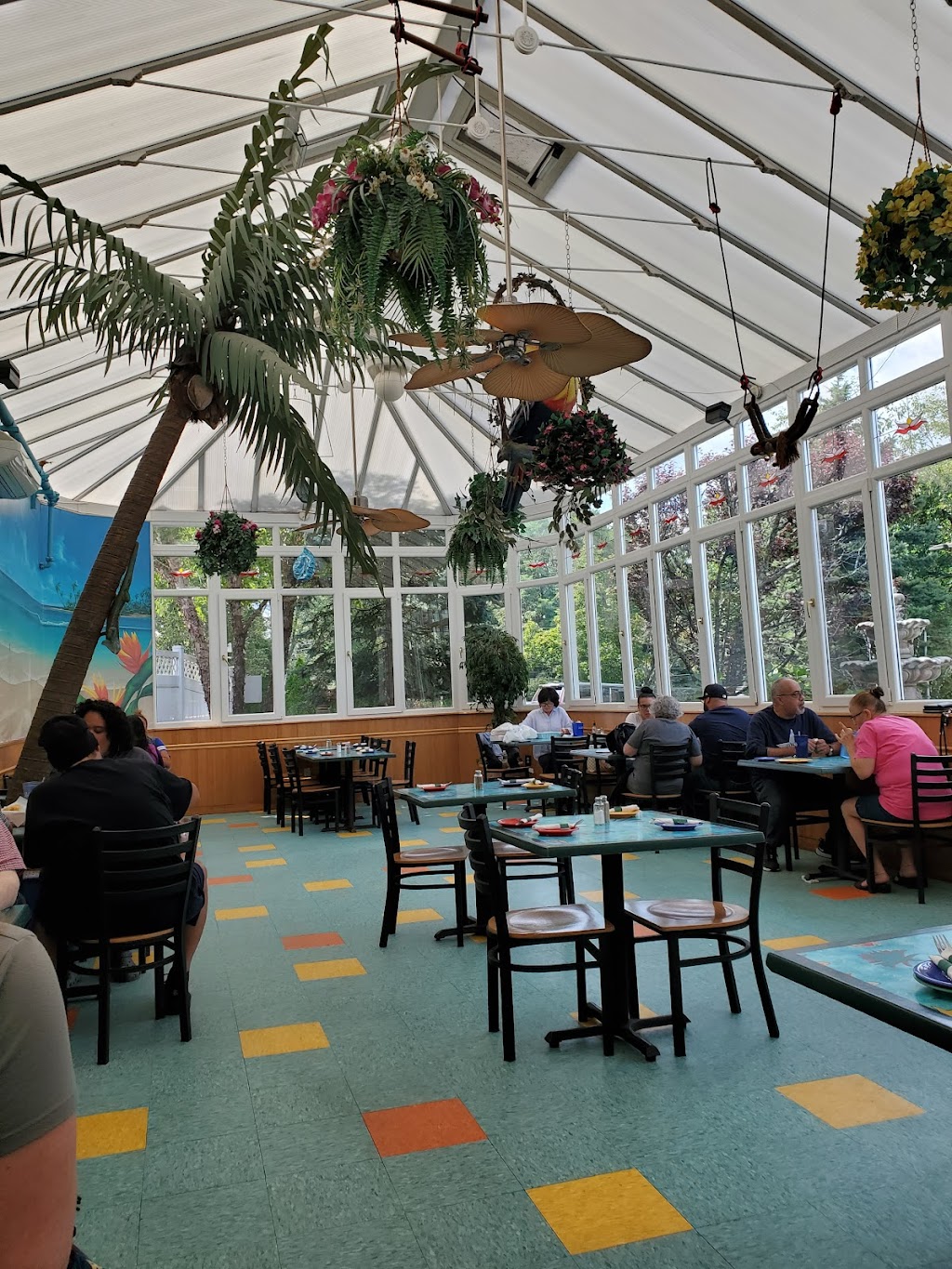 Gilligans Clam Bar & Grill | 366 US-202, Pomona, NY 10970, USA | Phone: (845) 354-1161