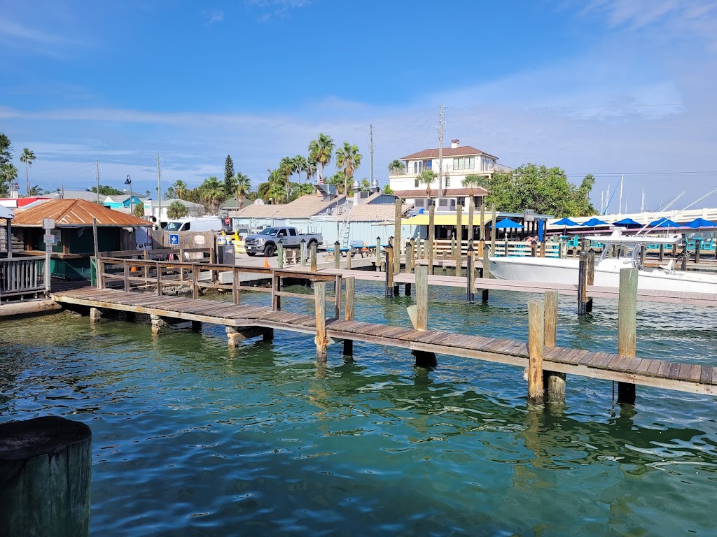 The Wharf Restaurant | 2001 Pass a Grille Way, St Pete Beach, FL 33706, USA | Phone: (727) 367-9469